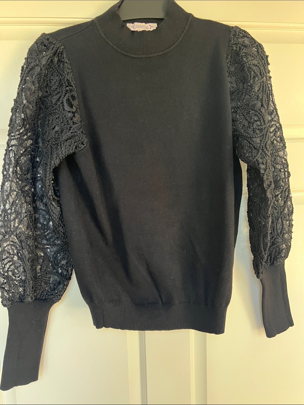 Black Lace-Sleeve Women's Sweater